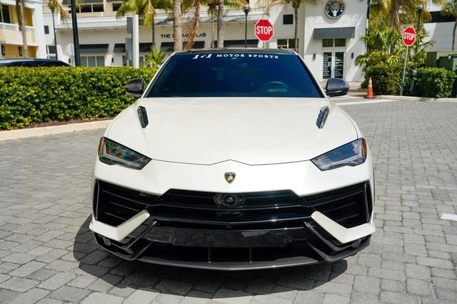 2023 Lamborghini Urus Performante - Image 4 of 31