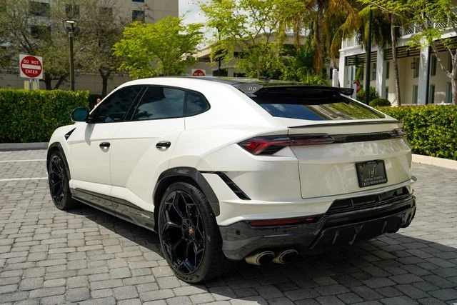 2023 Lamborghini Urus Performante - Image 20 of 31