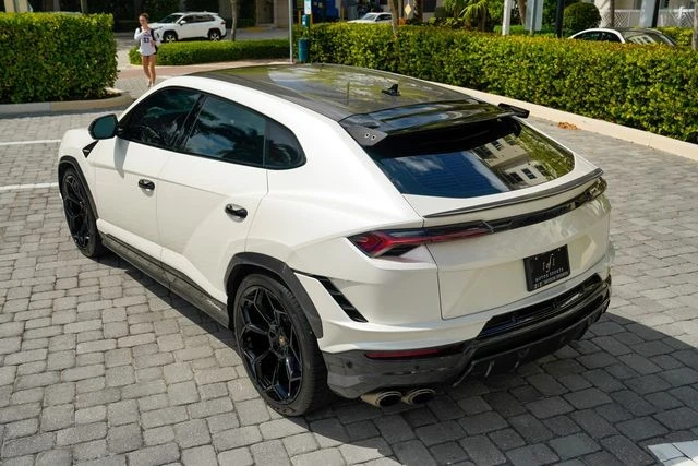 2023 Lamborghini Urus Performante - Image 21 of 31