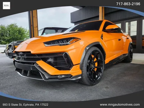2023 Lamborghini Urus Performante