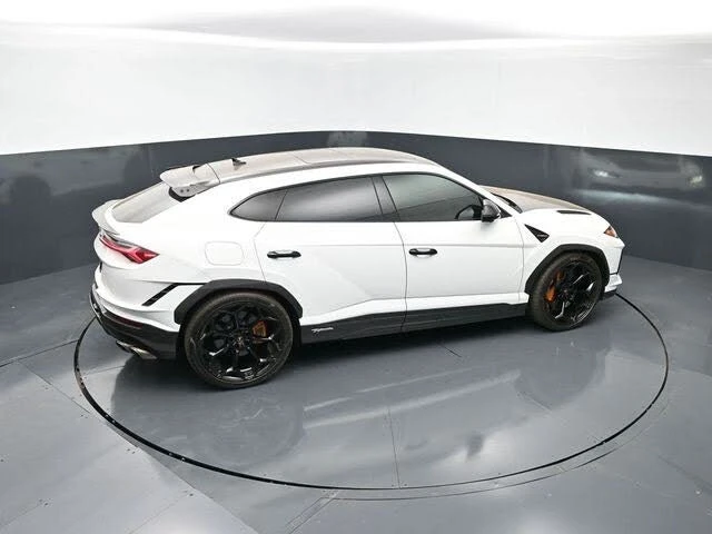 2023 Lamborghini Urus Performante - Image 22 of 31