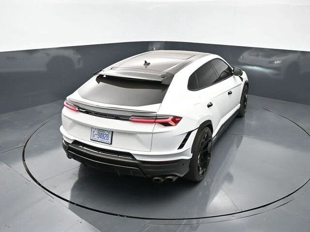 2023 Lamborghini Urus Performante - Image 23 of 31