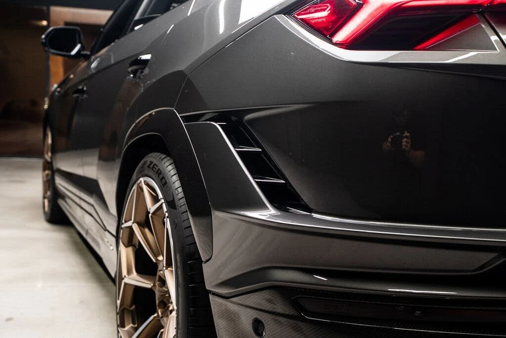2023 Lamborghini Urus Performante - Image 28 of 31