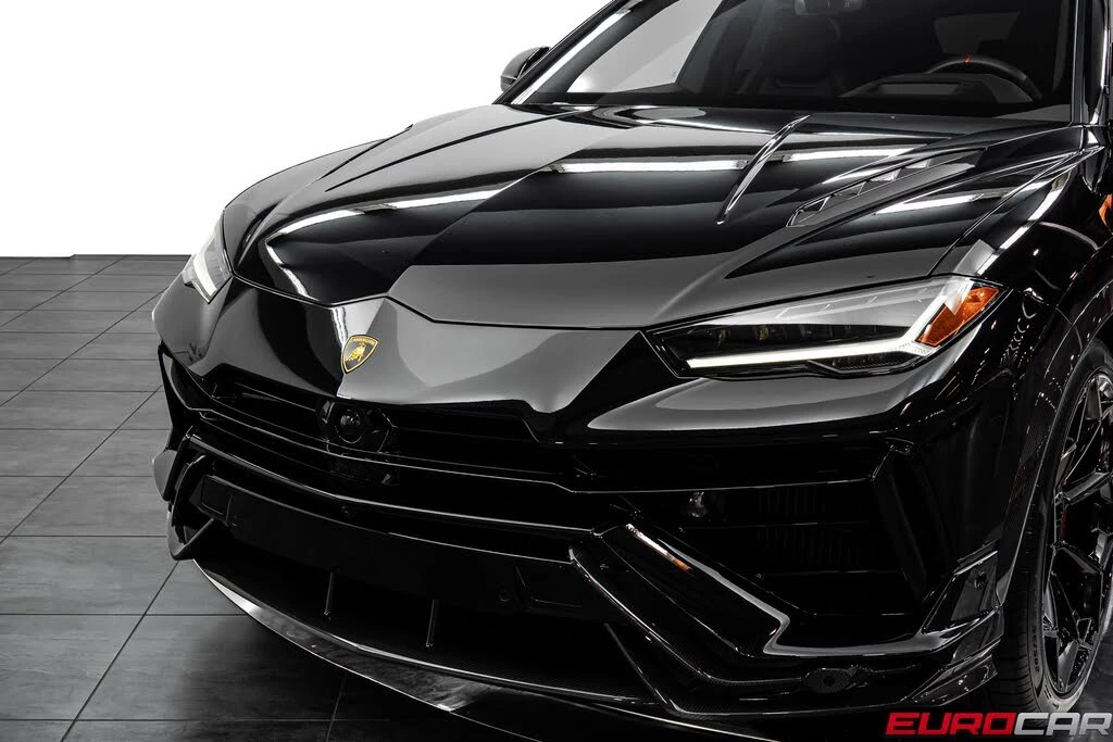 2023 Lamborghini Urus Performante - Image 9 of 31