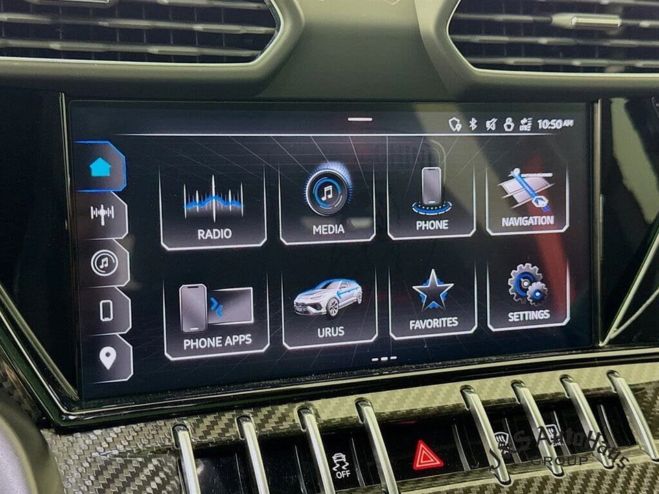 2023 Lamborghini Urus Performante - Image 18 of 31