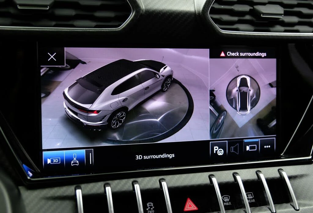 2023 Lamborghini Urus Performante - Image 27 of 31