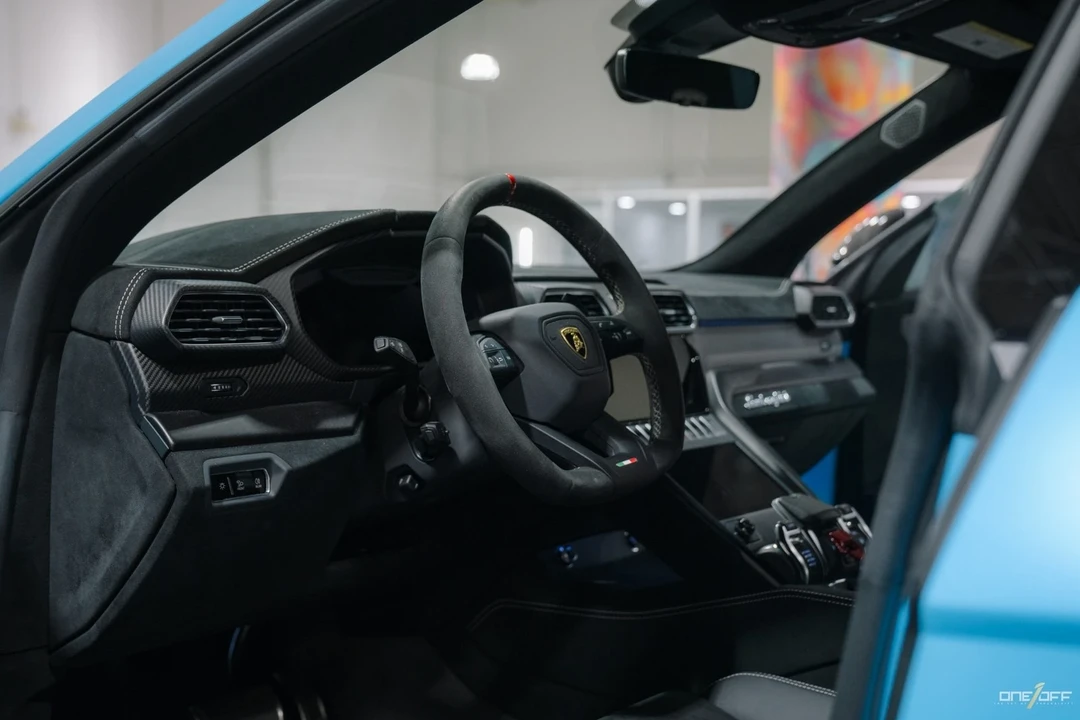 2023 Lamborghini Urus Performante - Image 11 of 12