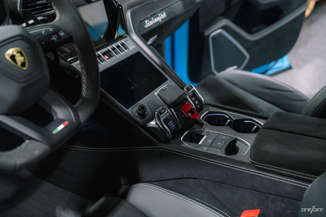 2023 Lamborghini Urus Performante - Image 12 of 12
