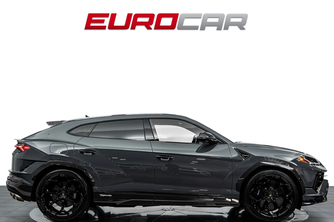 2023 Lamborghini Urus Performante - Image 6 of 31