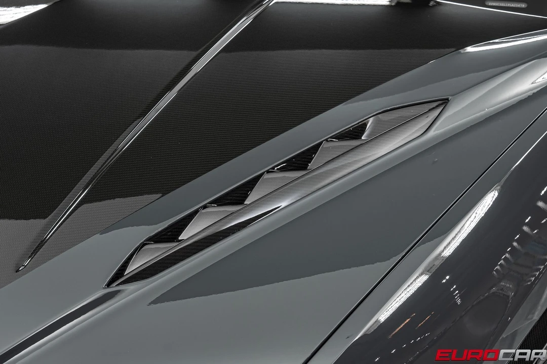 2023 Lamborghini Urus Performante - Image 10 of 31