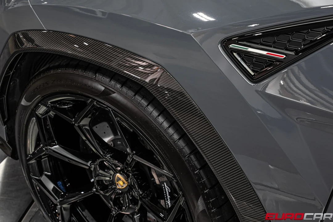2023 Lamborghini Urus Performante - Image 20 of 31