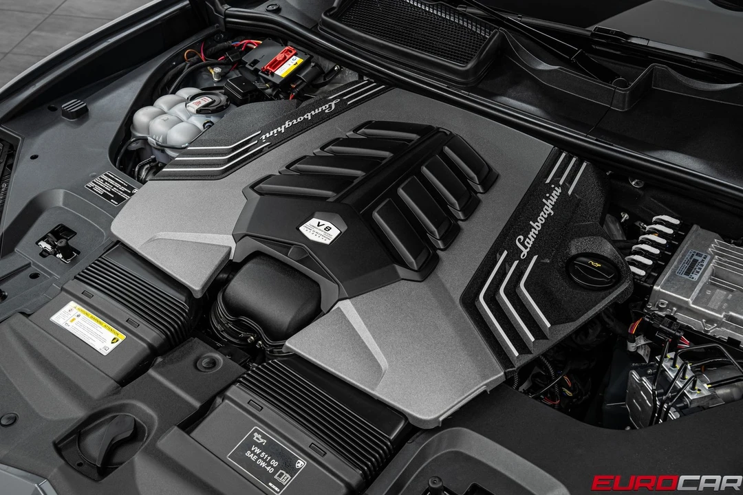 2023 Lamborghini Urus Performante - Image 11 of 31