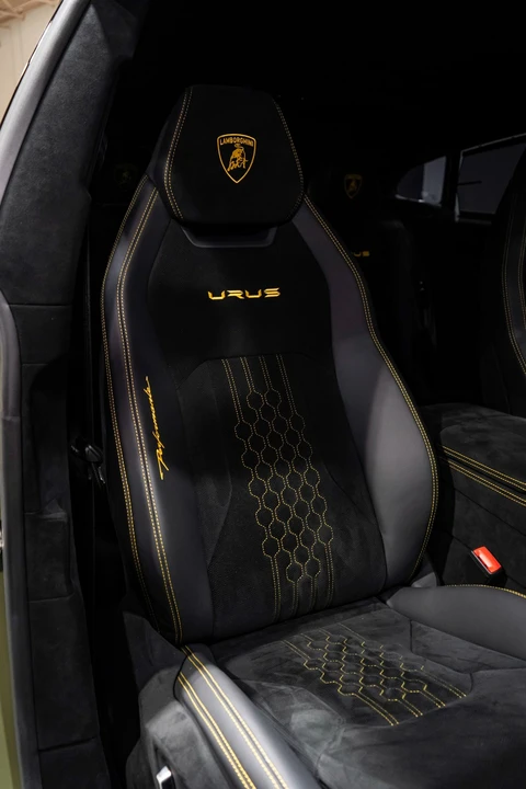 2023 Lamborghini Urus Performante - Image 18 of 21