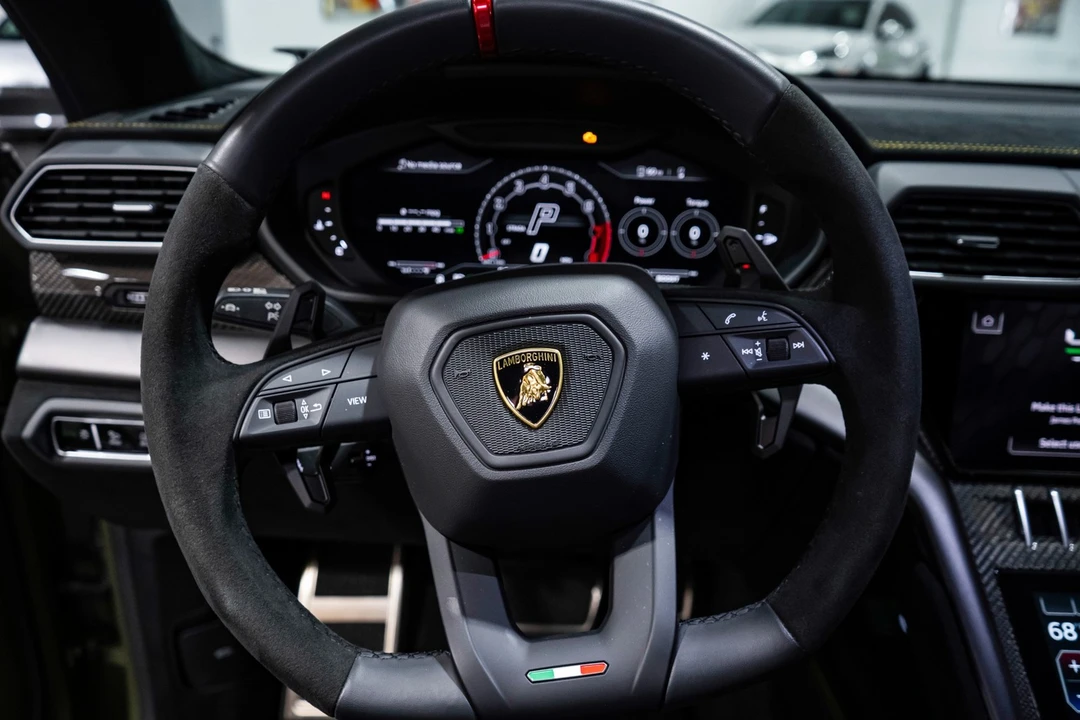 2023 Lamborghini Urus Performante - Image 12 of 21