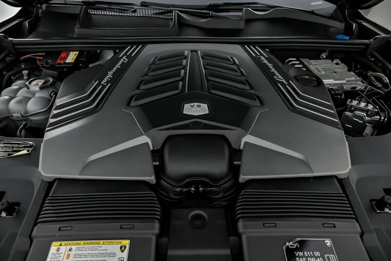 2023 Lamborghini Urus Performante - Image 17 of 21