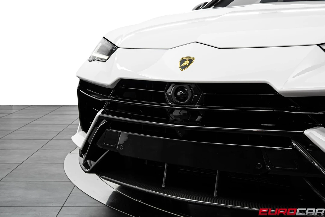 2023 Lamborghini Urus Performante - Image 11 of 31