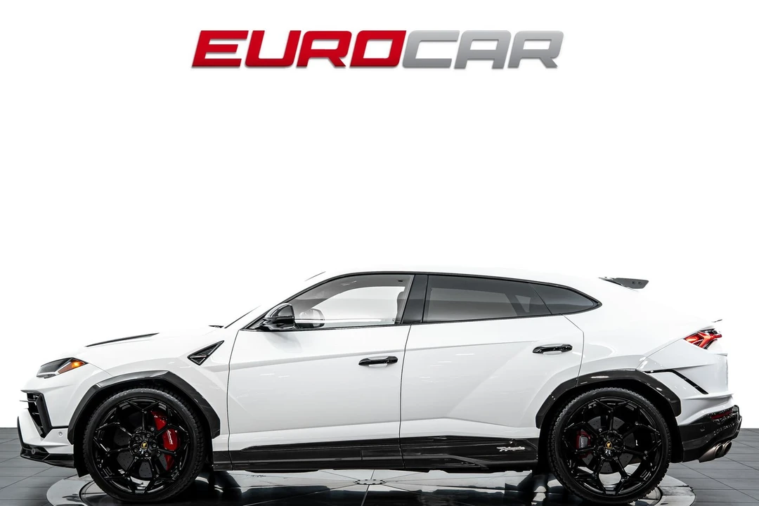 2023 Lamborghini Urus Performante - Image 2 of 31