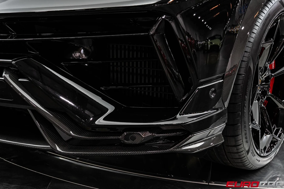 2023 Lamborghini Urus Performante - Image 16 of 31