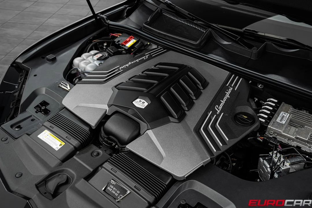 2023 Lamborghini Urus Performante - Image 10 of 31
