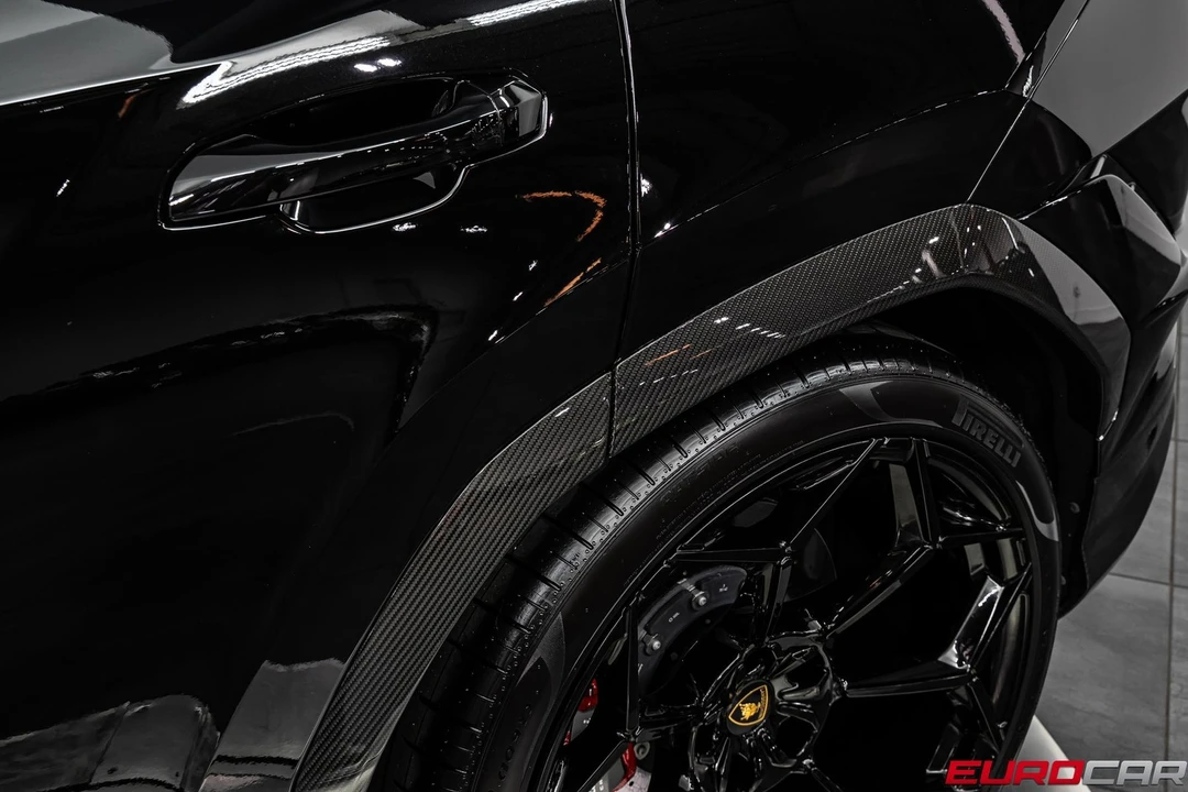 2023 Lamborghini Urus Performante - Image 19 of 31