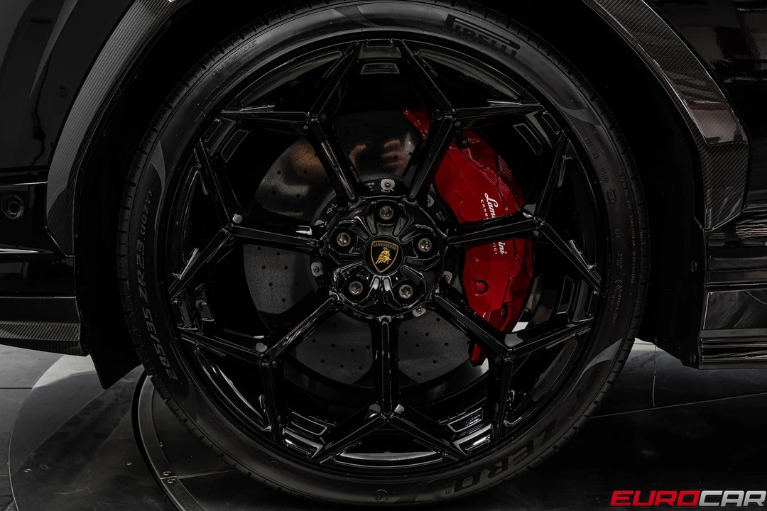 2023 Lamborghini Urus Performante - Image 27 of 31