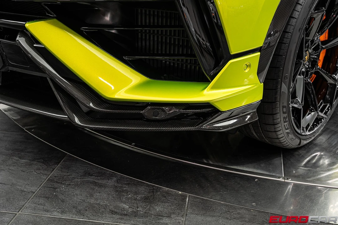 2023 Lamborghini Urus Performante - Image 13 of 31
