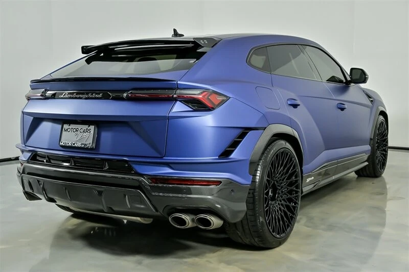 2023 Lamborghini Urus Performante - Image 18 of 21