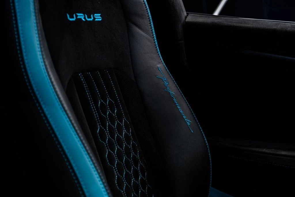 2023 Lamborghini Urus Performante - Image 28 of 31