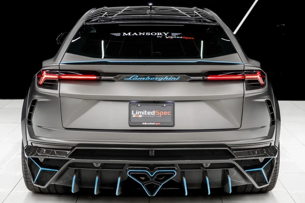 2023 Lamborghini Urus Performante - Image 11 of 21