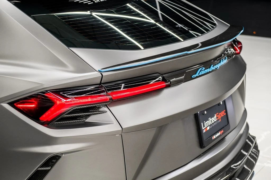 2023 Lamborghini Urus Performante - Image 16 of 21