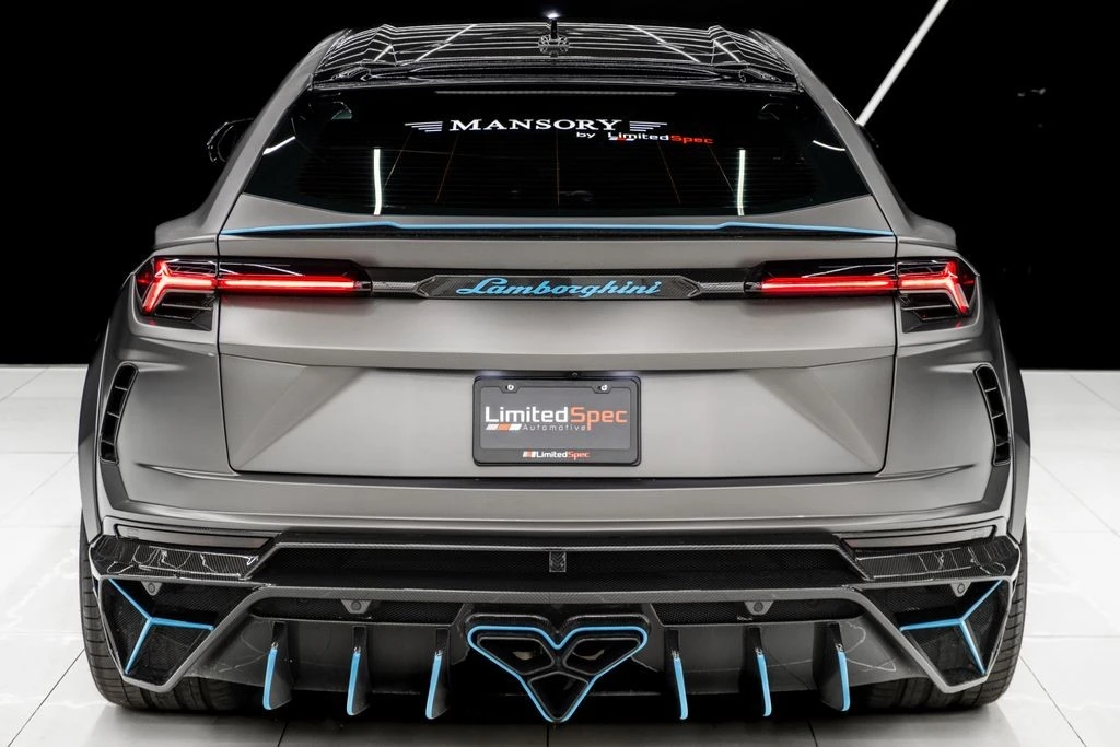 2023 Lamborghini Urus Performante - Image 11 of 21
