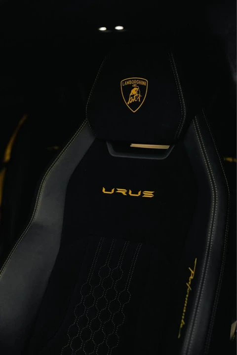 2023 Lamborghini Urus Performante - Image 11 of 16