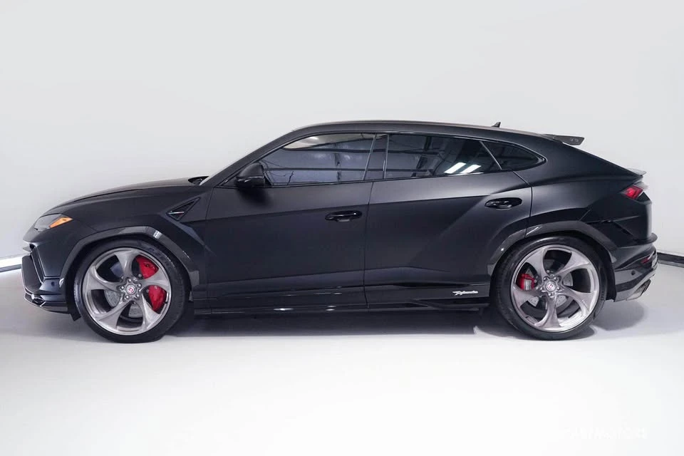2023 Lamborghini Urus Performante - Image 3 of 4