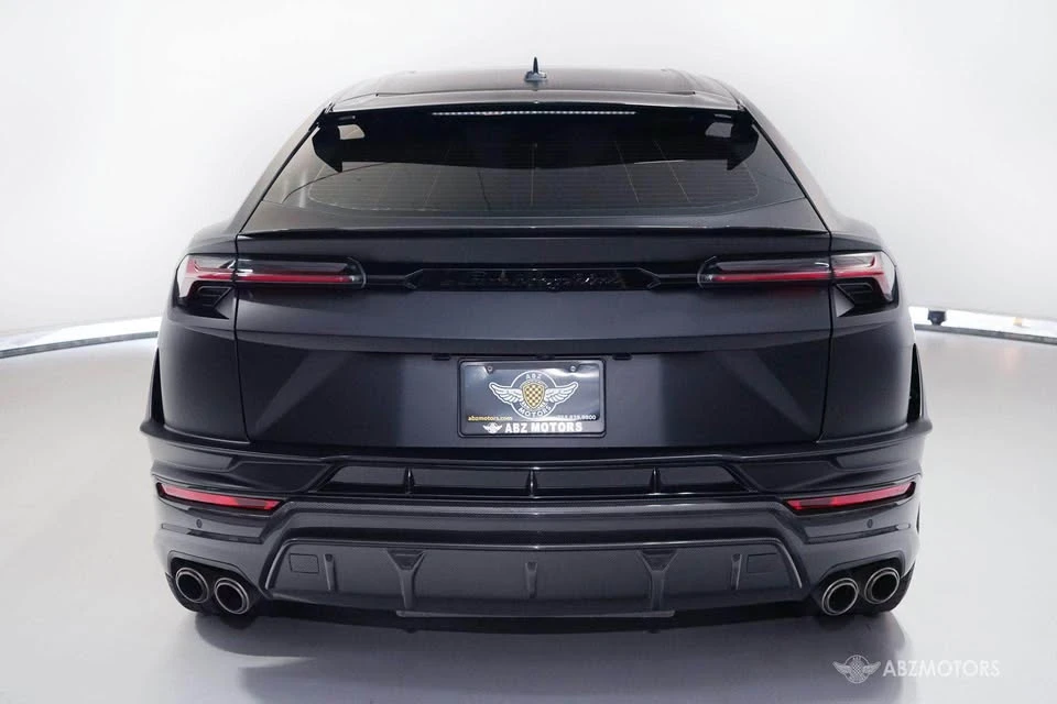 2023 Lamborghini Urus Performante - Image 2 of 4