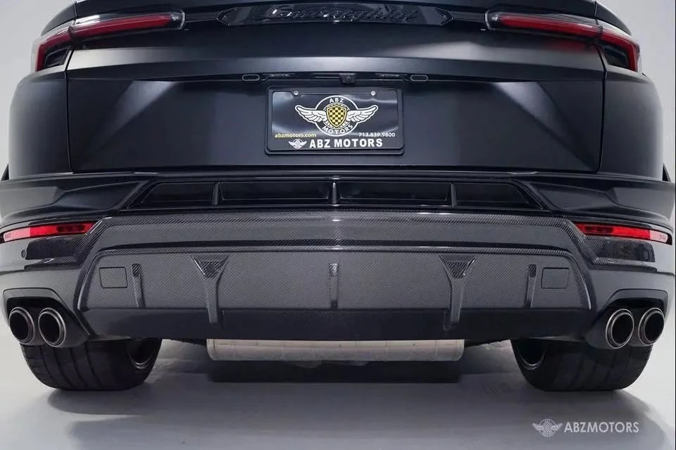 2023 Lamborghini Urus Performante - Image 9 of 20