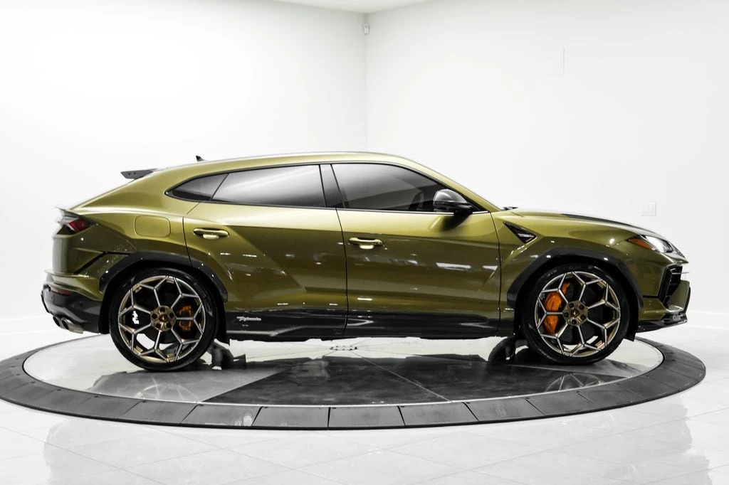 2023 Lamborghini Urus Performante - Image 5 of 31