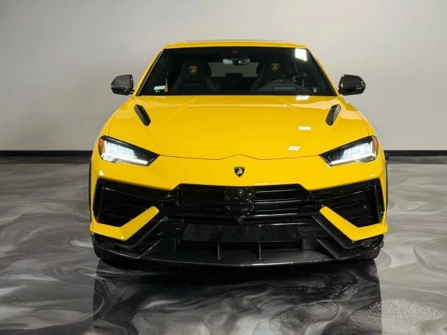 2023 Lamborghini Urus Performante - Image 9 of 20