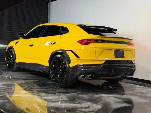 2023 Lamborghini Urus Performante - Image 14 of 20