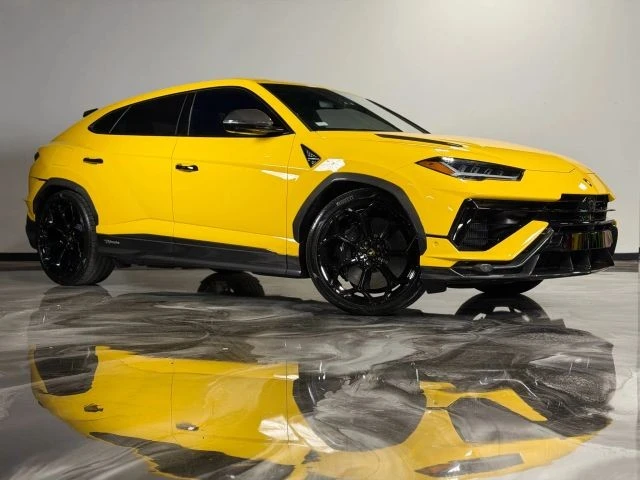 2023 Lamborghini Urus Performante - Image 7 of 20