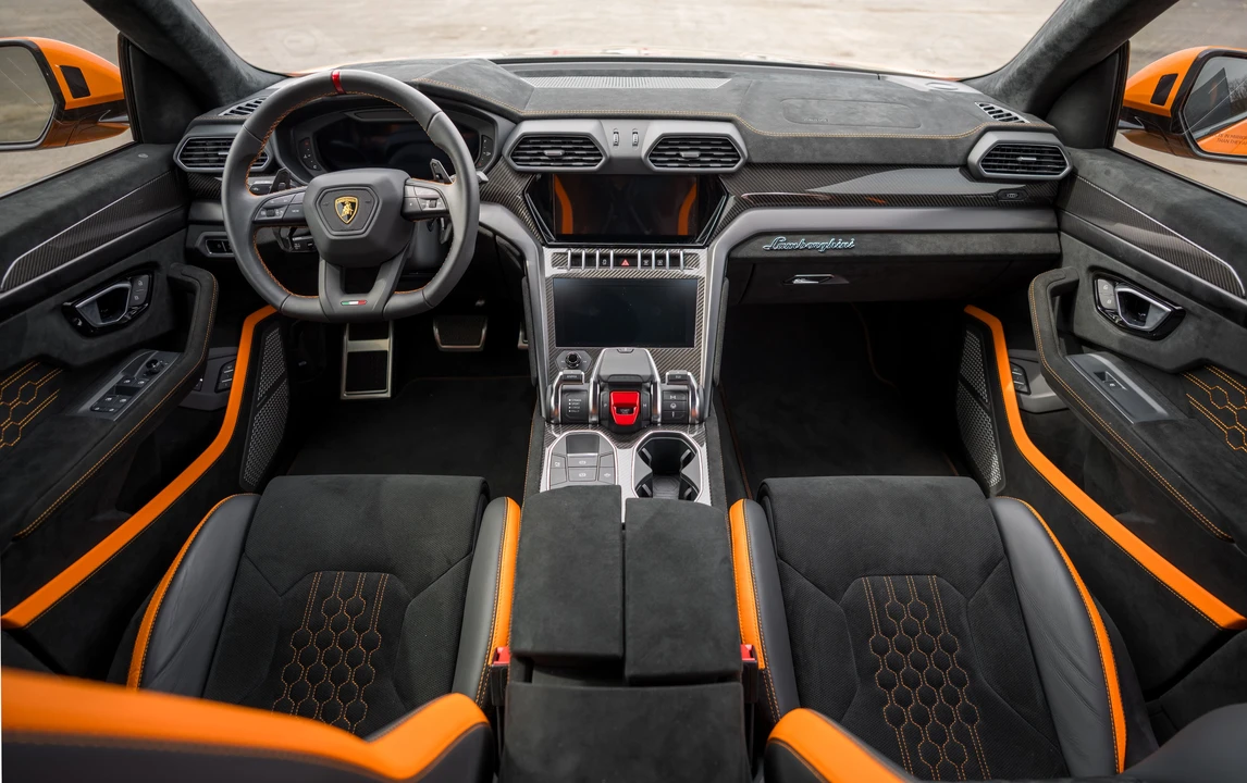2023 Lamborghini Urus Performante - Image 6 of 31
