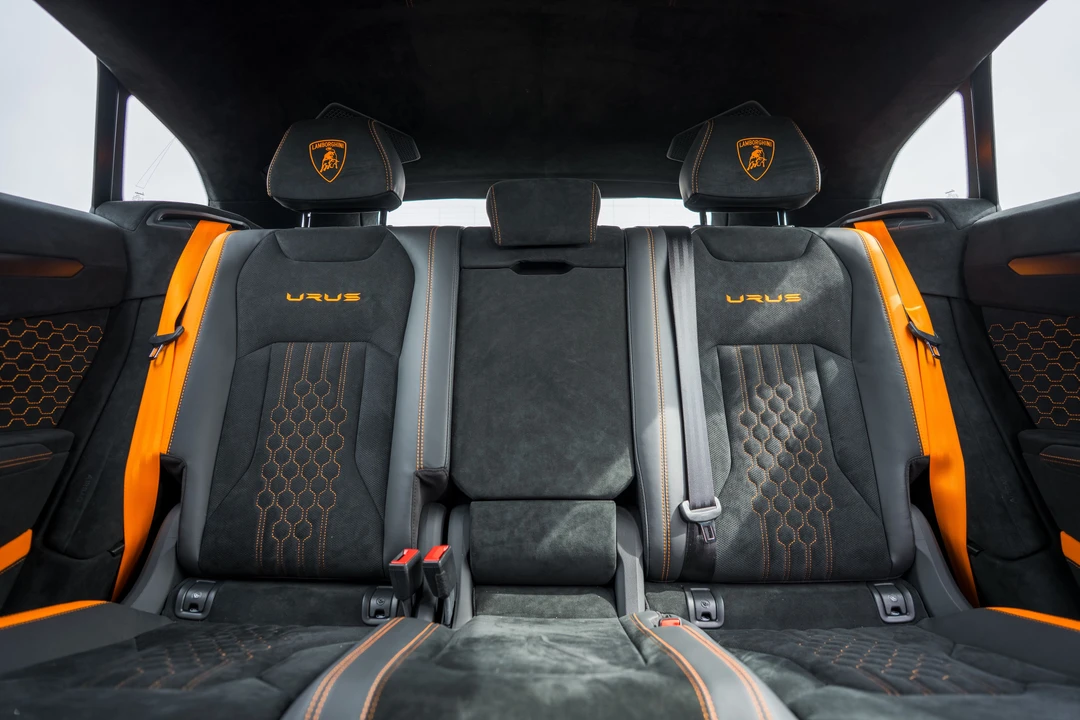 2023 Lamborghini Urus Performante - Image 23 of 31
