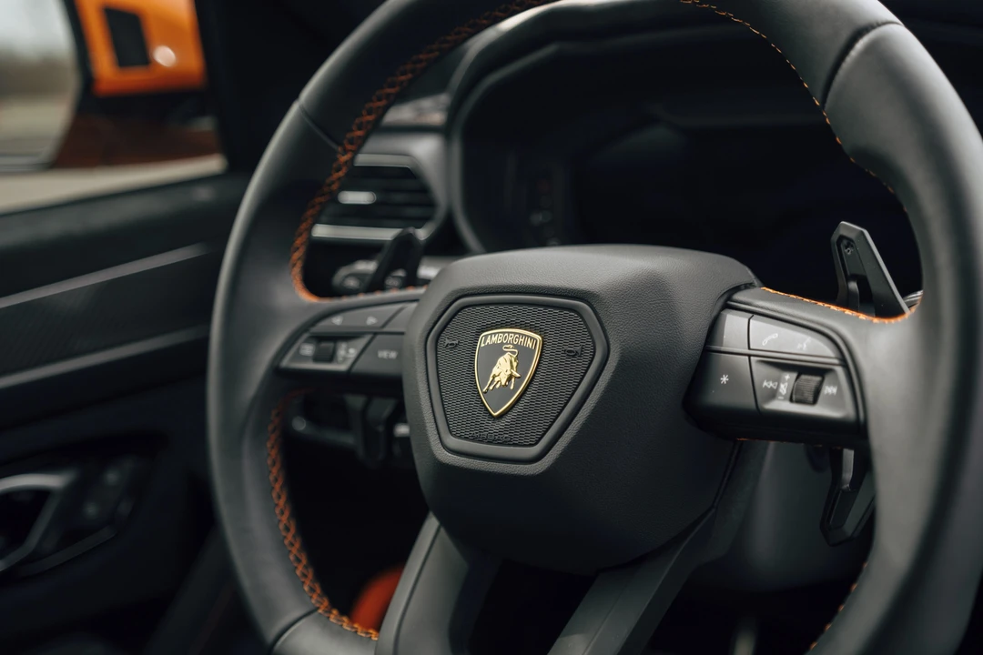 2023 Lamborghini Urus Performante - Image 30 of 31