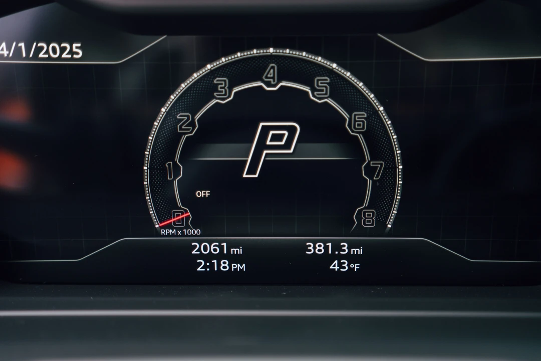 2023 Lamborghini Urus Performante - Image 27 of 31