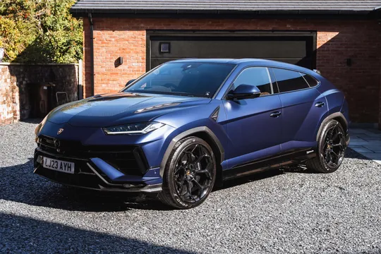 2023 Lamborghini Urus Performante