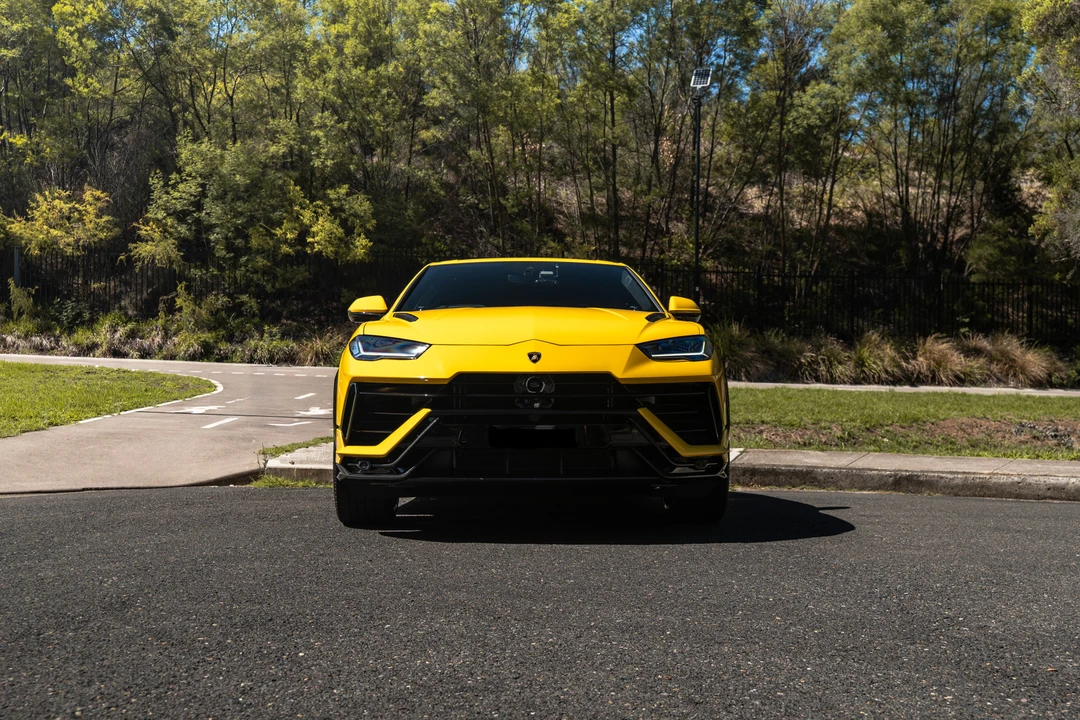 2023 Lamborghini Urus Performante - Image 18 of 31