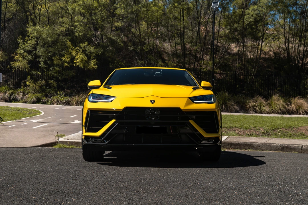 2023 Lamborghini Urus Performante - Image 10 of 31