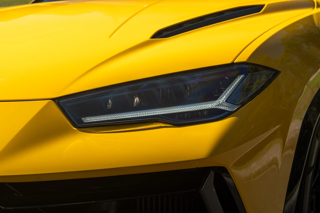 2023 Lamborghini Urus Performante - Image 23 of 31