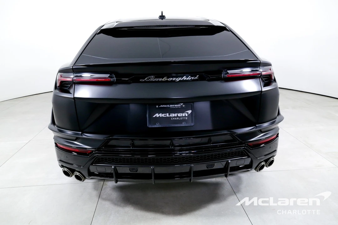 2023 Lamborghini Urus Performante - Image 7 of 12