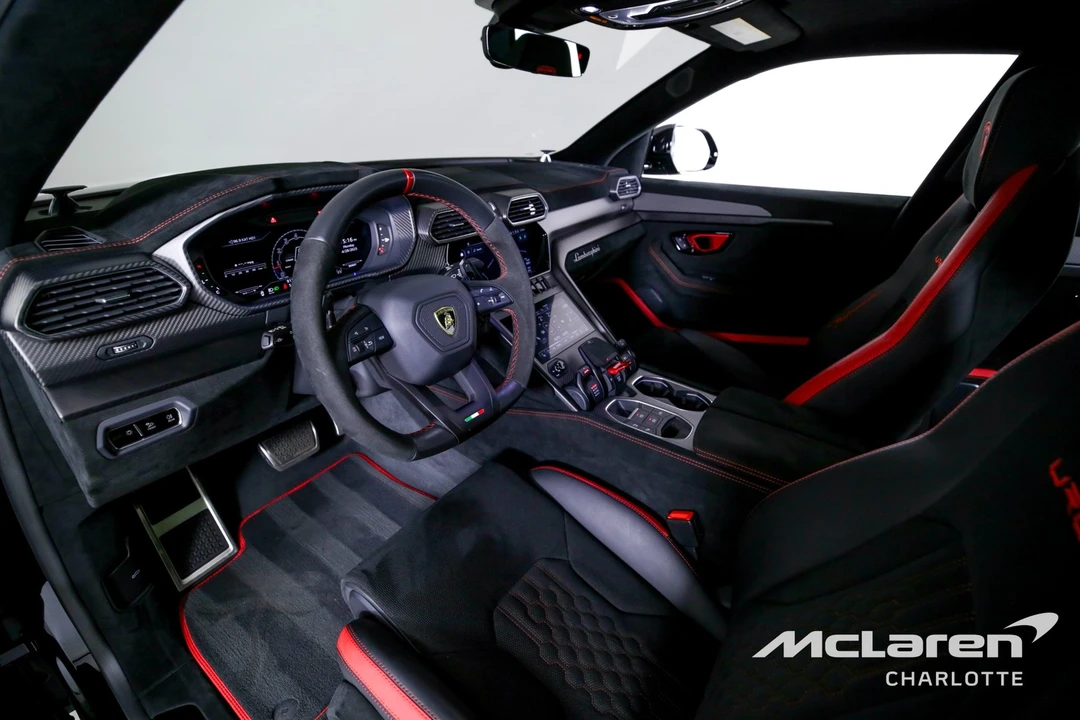 2023 Lamborghini Urus Performante - Image 12 of 12