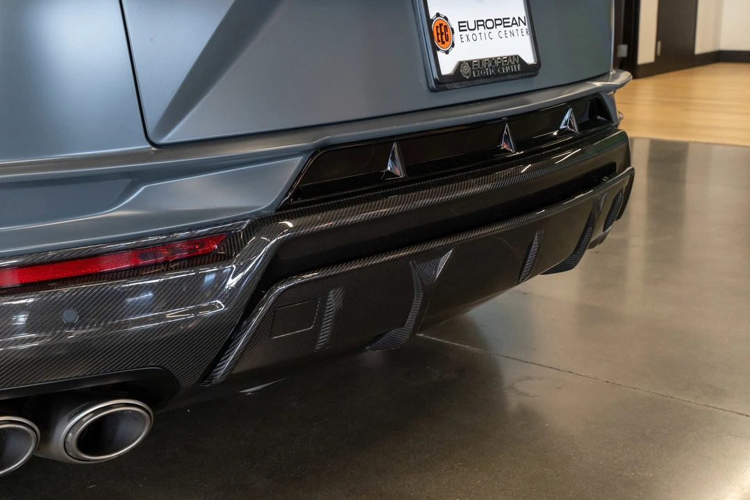 2023 Lamborghini Urus Performante - Image 23 of 31